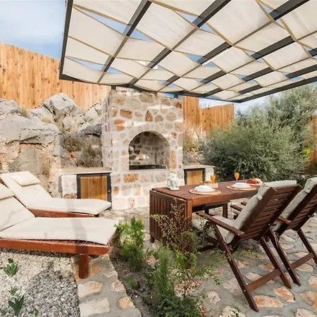 Coast 2 Villa Kaş